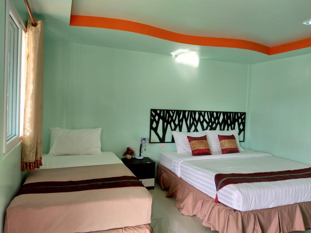 Phi Phi Coralbay Hotel Exterior photo